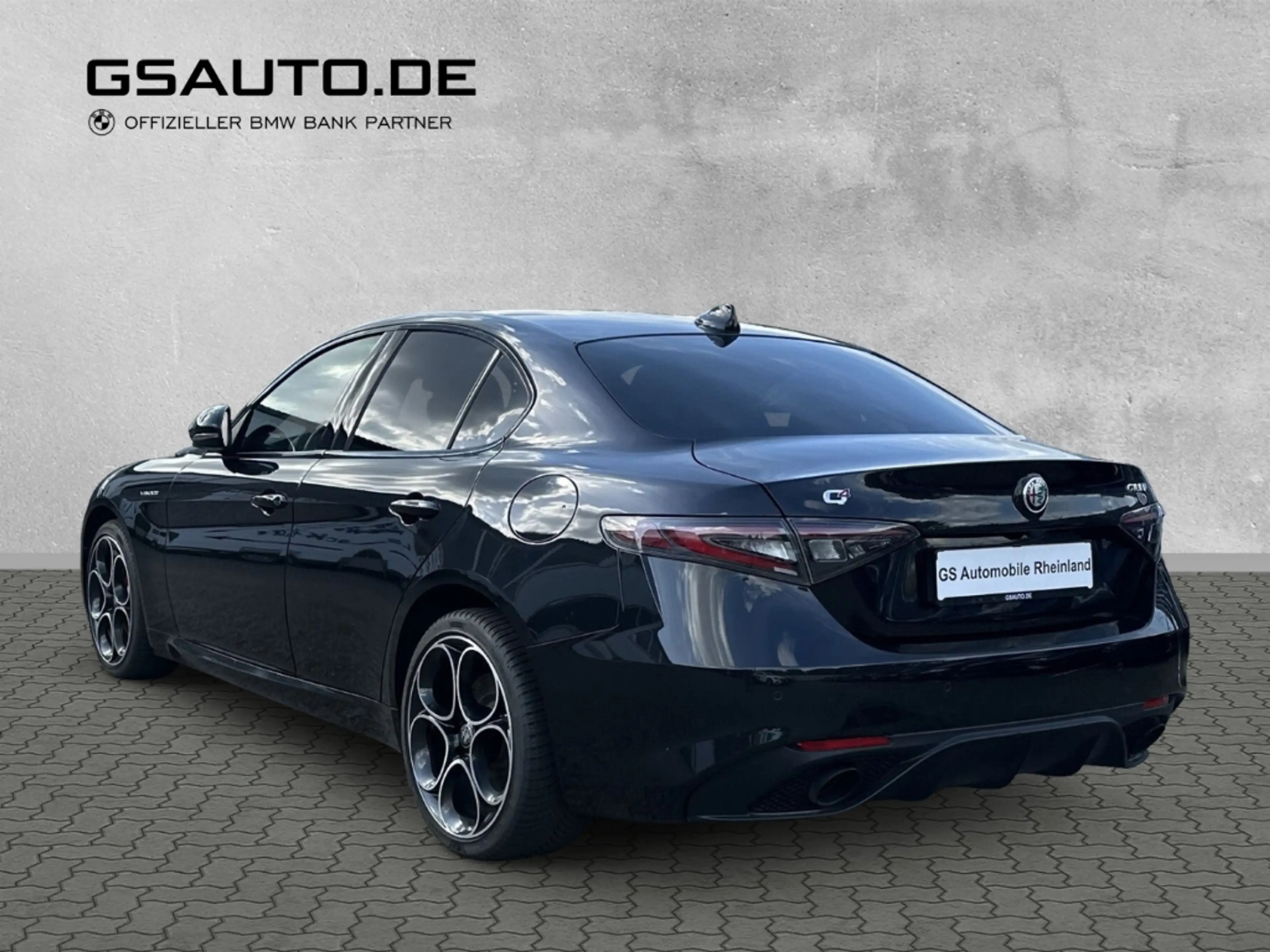 Alfa Romeo Giulia Q4 Veloce Navi ACC Matrix-LED Kamera 19'' — photo 3