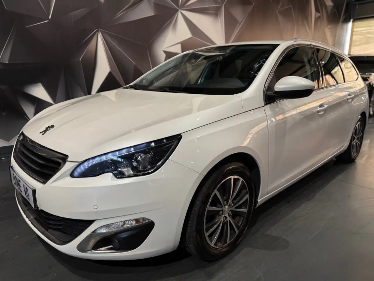 Peugeot 308 1.2 PURETECH 130CH ALLURE S\\u0026S
