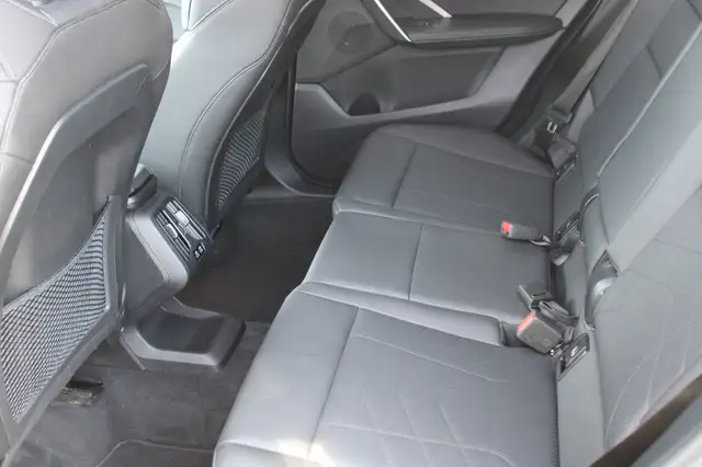 BMW X1 view 11