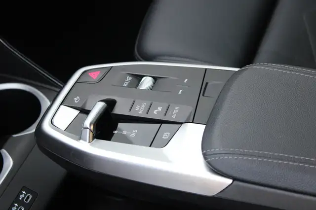 BMW X1 view 9