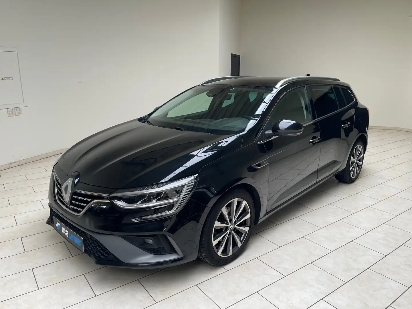 Renault Megane Megane Grandtour TCe 140 GPF R.S. LINE Noir - 1