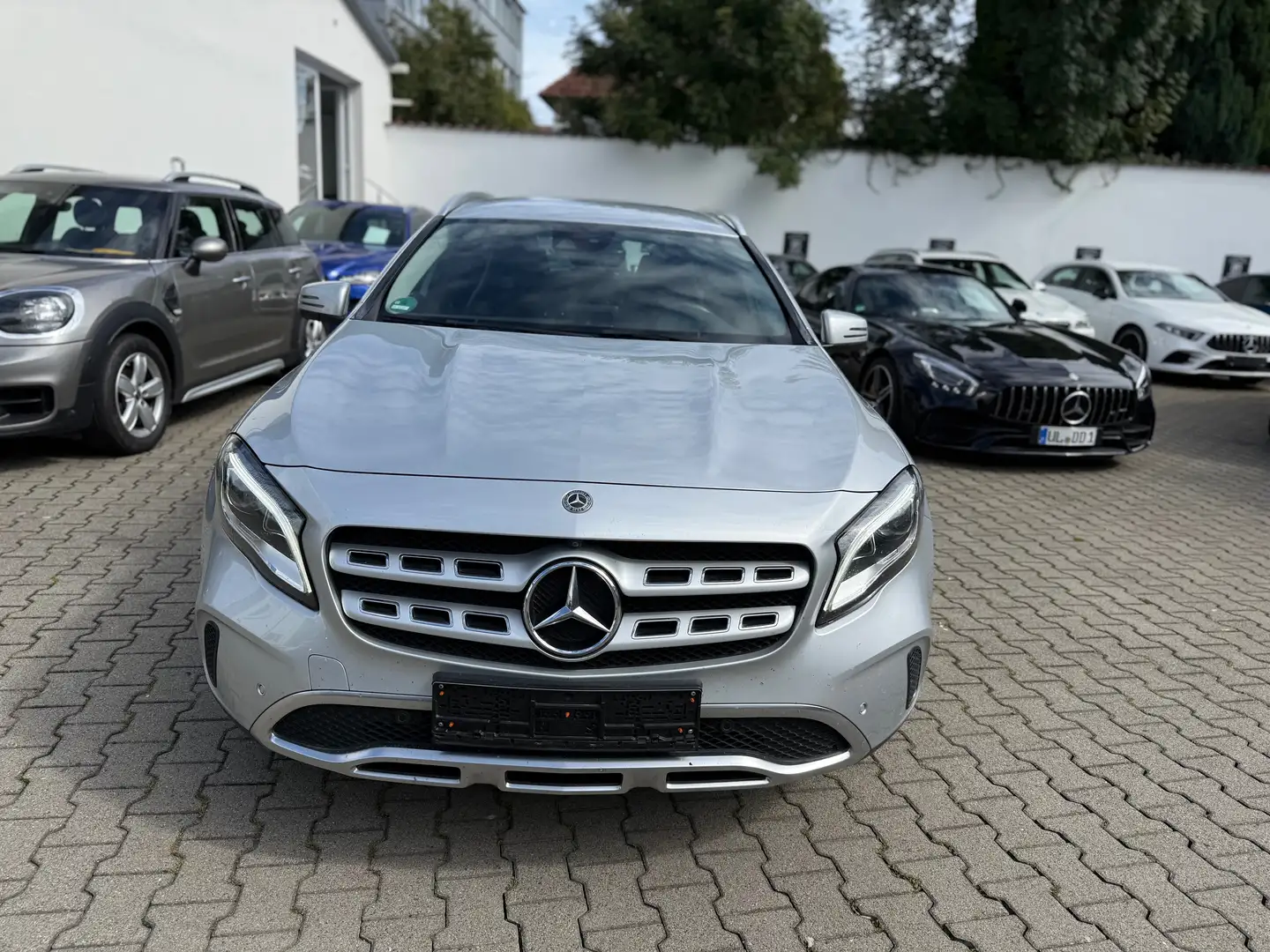 Mercedes-Benz GLA 220 4Matic Urban*360°Kamera*Fernlichtassis*LED*8,0" Argent - 2