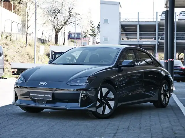 Hyundai IONIQ 6 Techniq Elektro 77,4 kWh Kamera HUD ACC