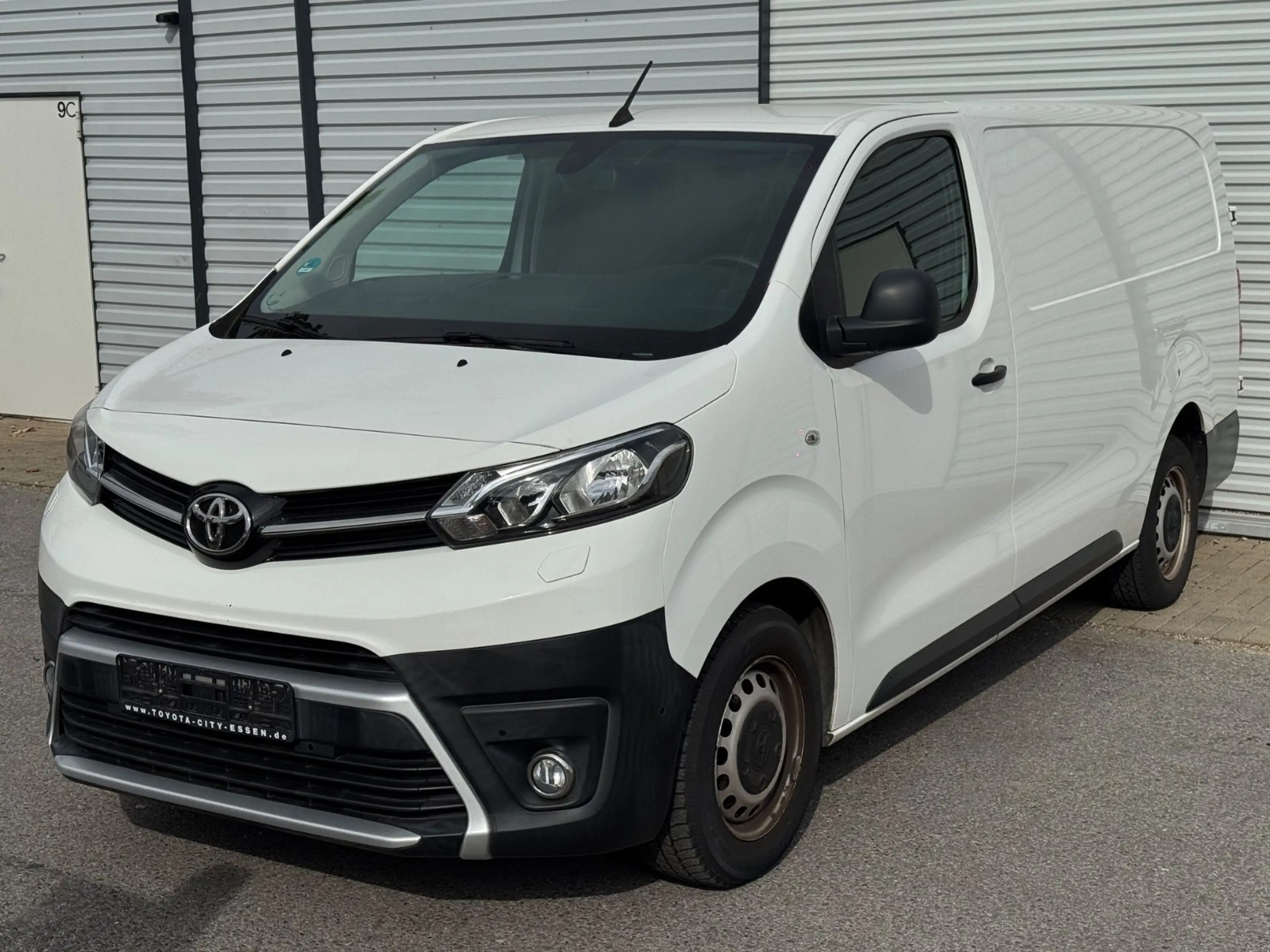 Toyota Proace L2 2.0D-4D Kasten Meister-1.Hand-Kamera — photo 2
