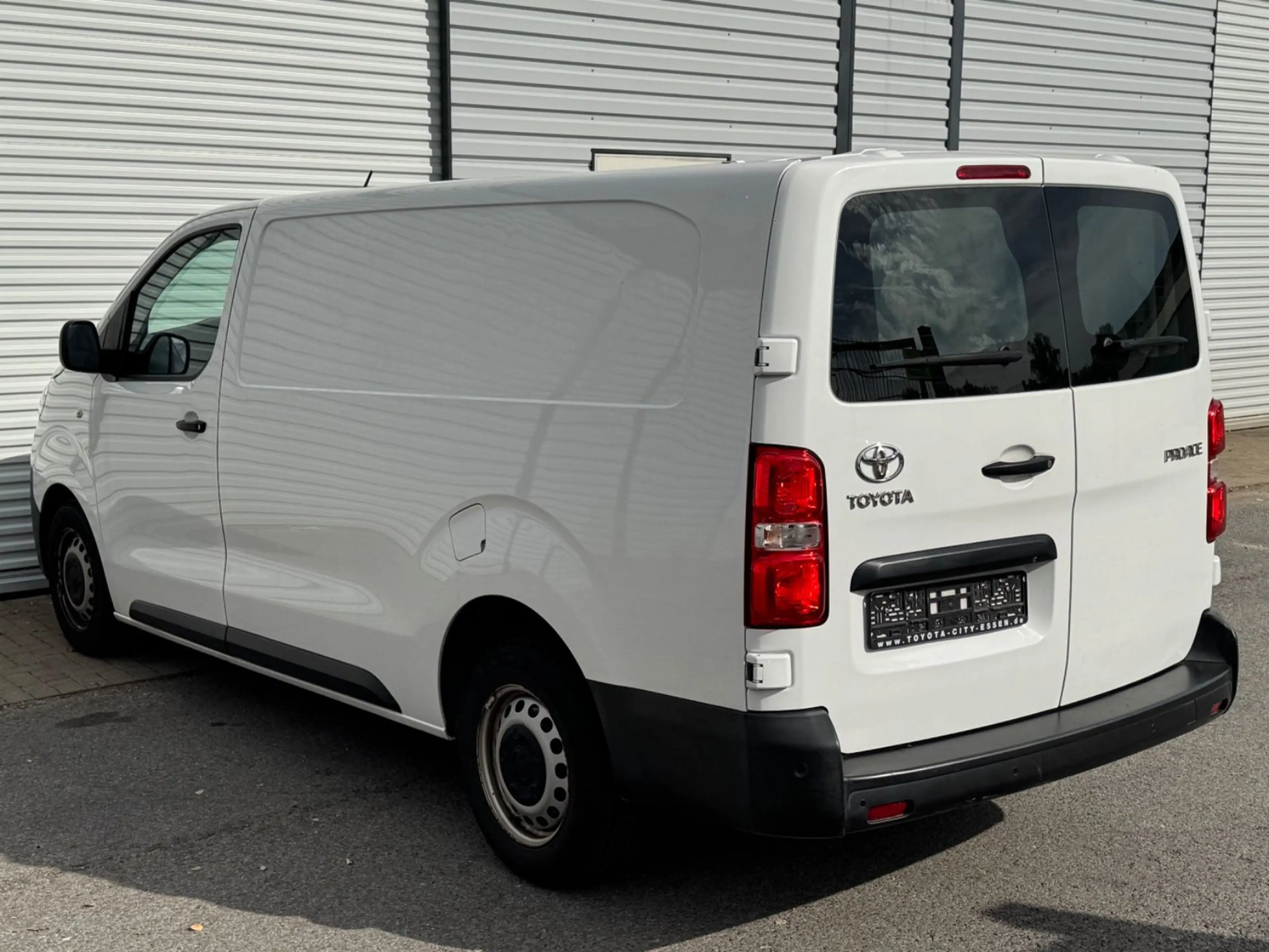 Toyota Proace L2 2.0D-4D Kasten Meister-1.Hand-Kamera — photo 5