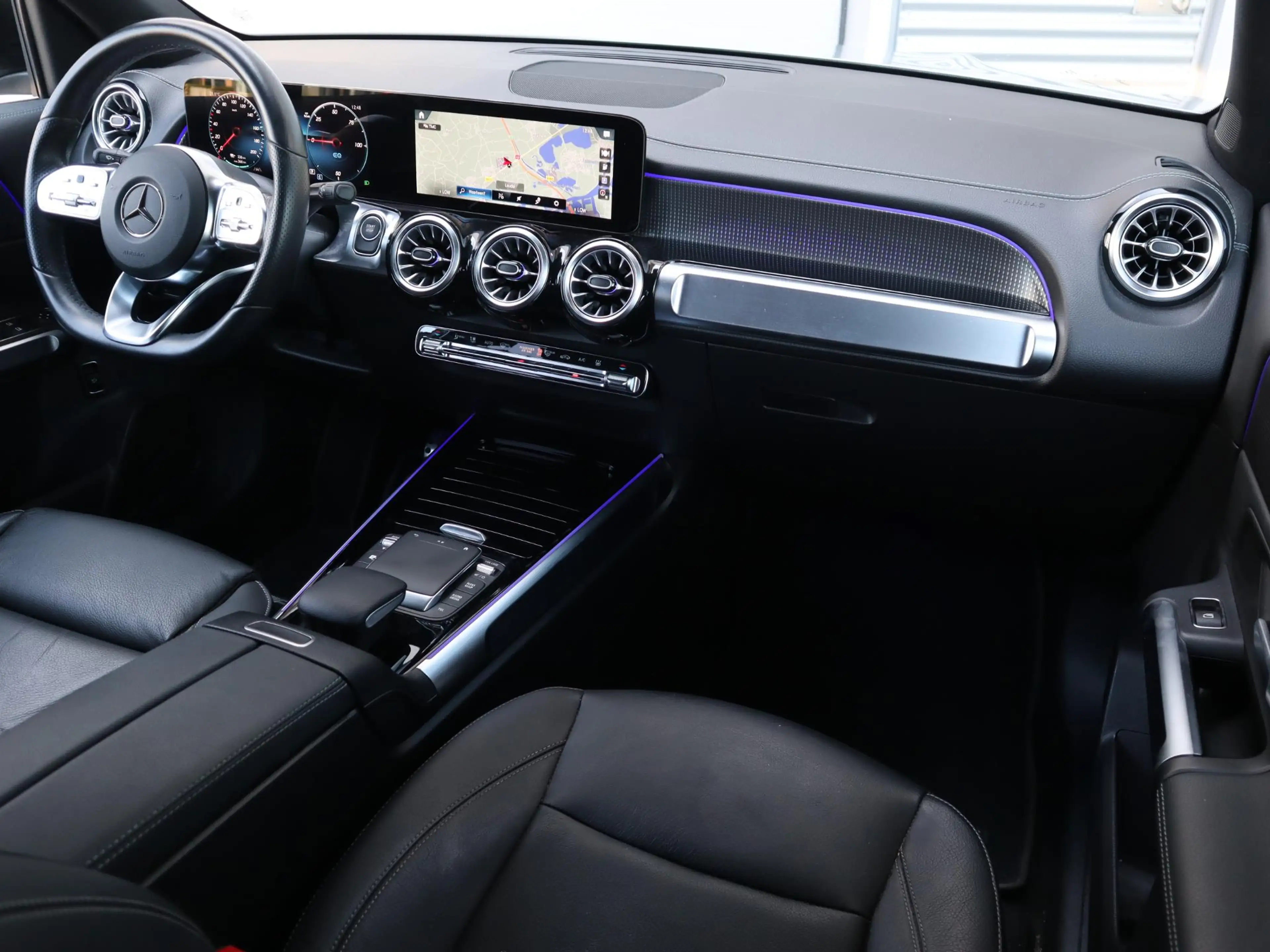 Mercedes-Benz EQB 250 AMG Line 7p. 67 kWh — photo 3
