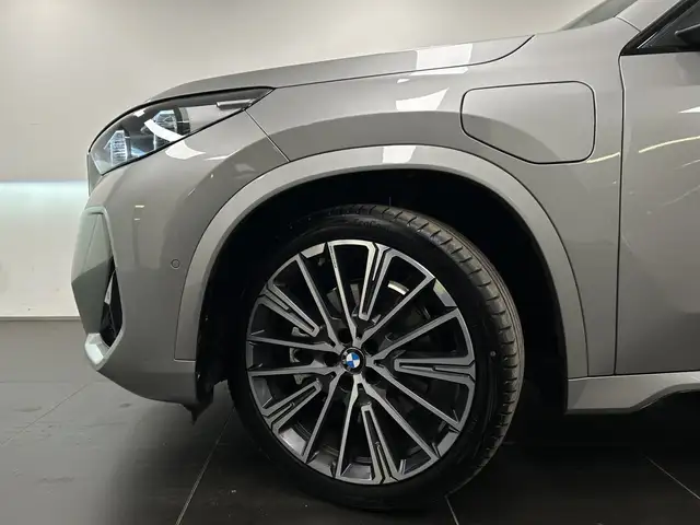 BMW X1 view 9