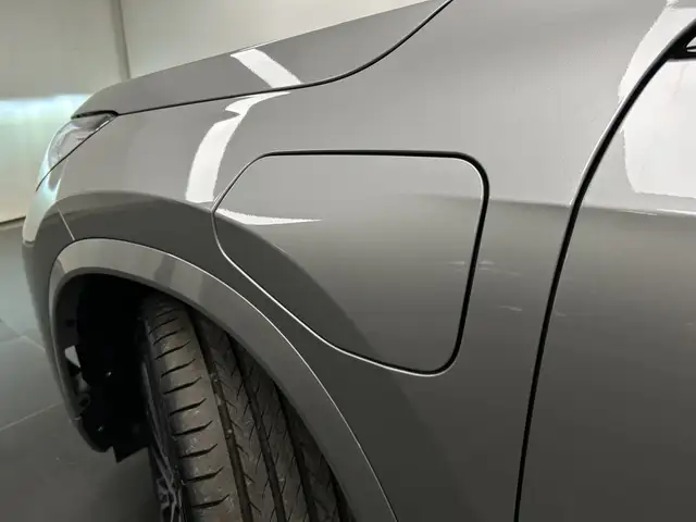 BMW X1 view 10