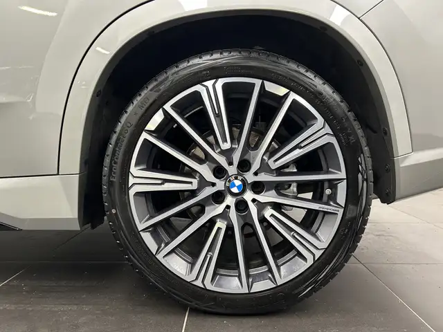BMW X1 view 6