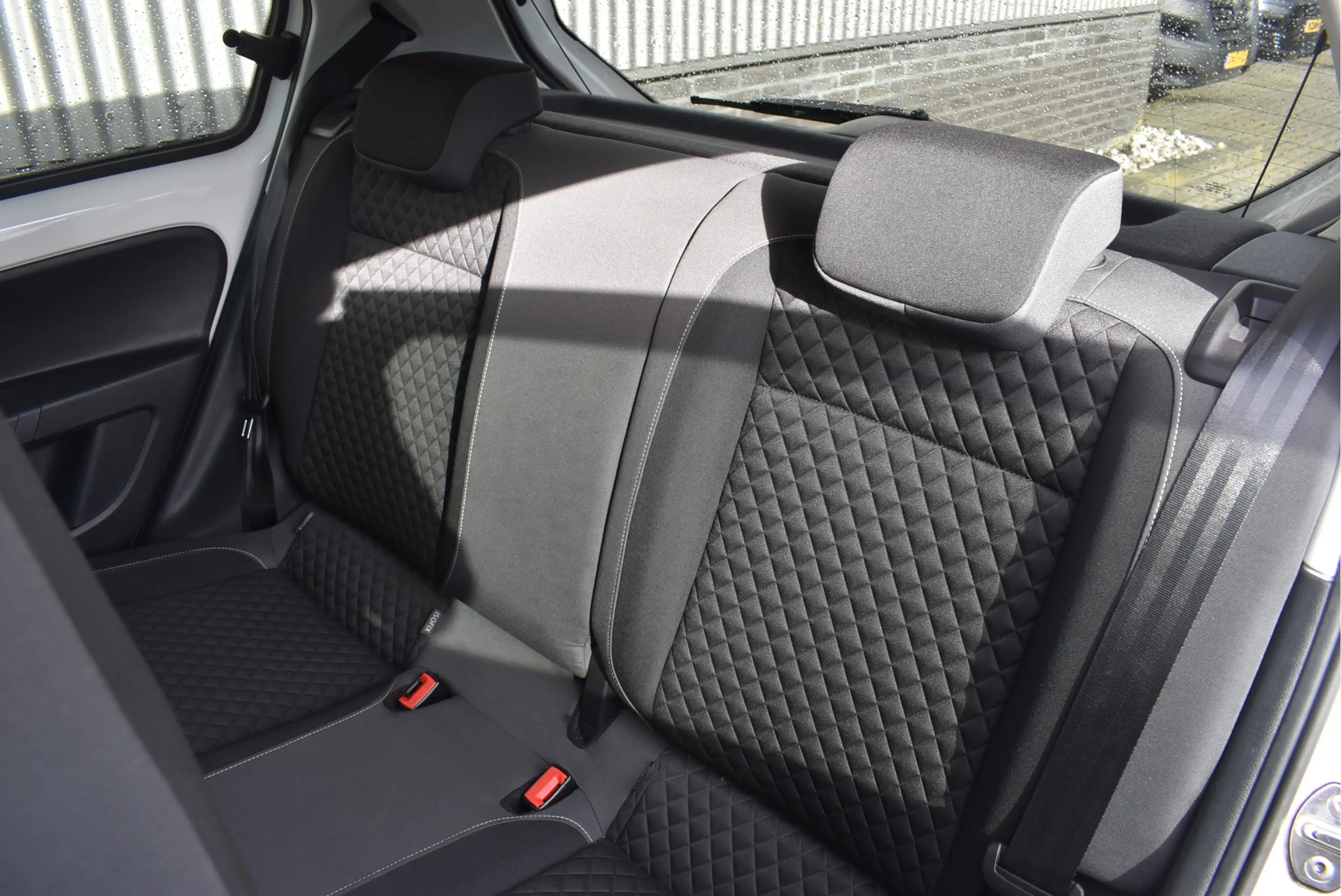 Skoda Citigo 1.0 Greentech Ambition Cruise control, Airco, Park — photo 13