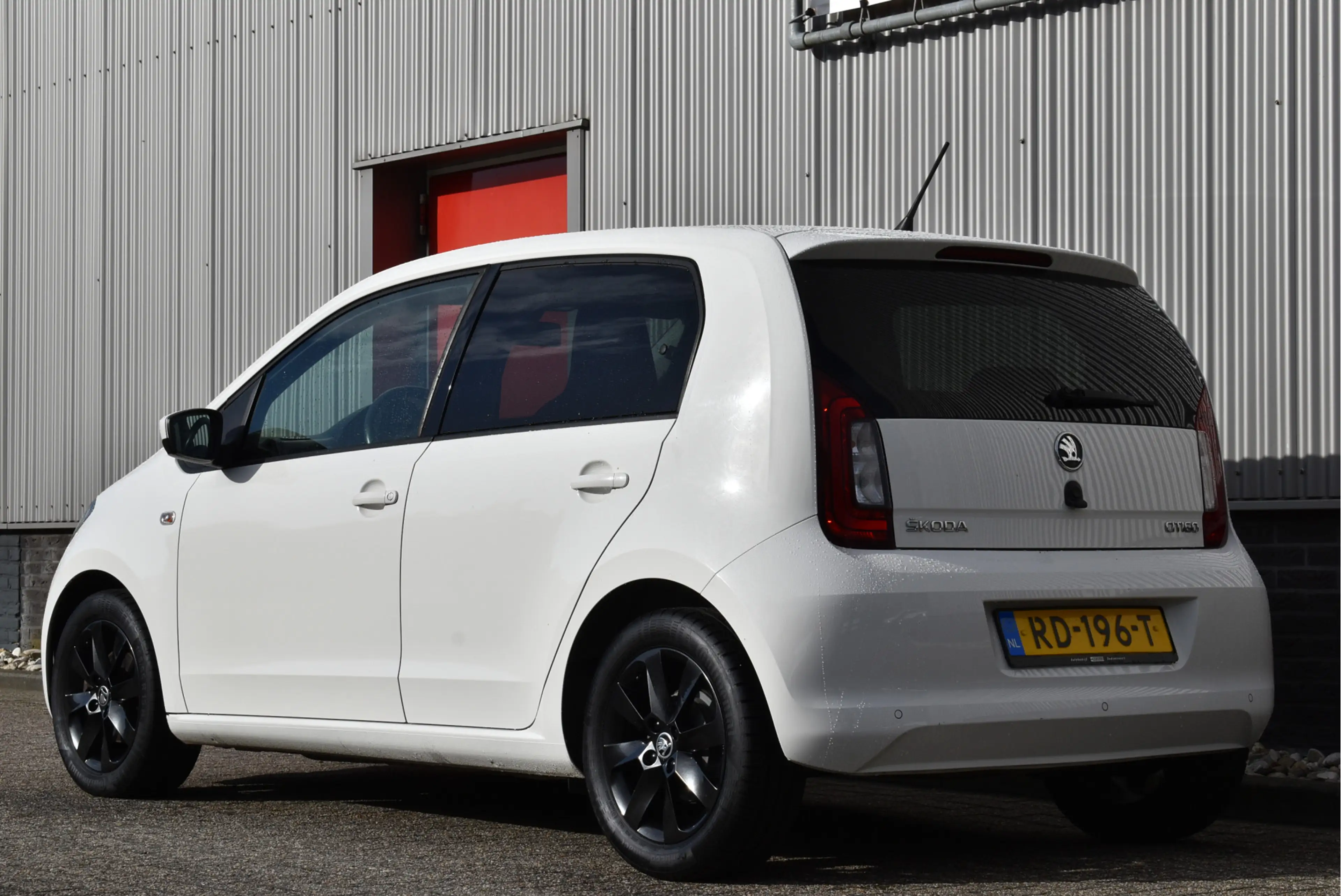 Skoda Citigo 1.0 Greentech Ambition Cruise control, Airco, Park — photo 2