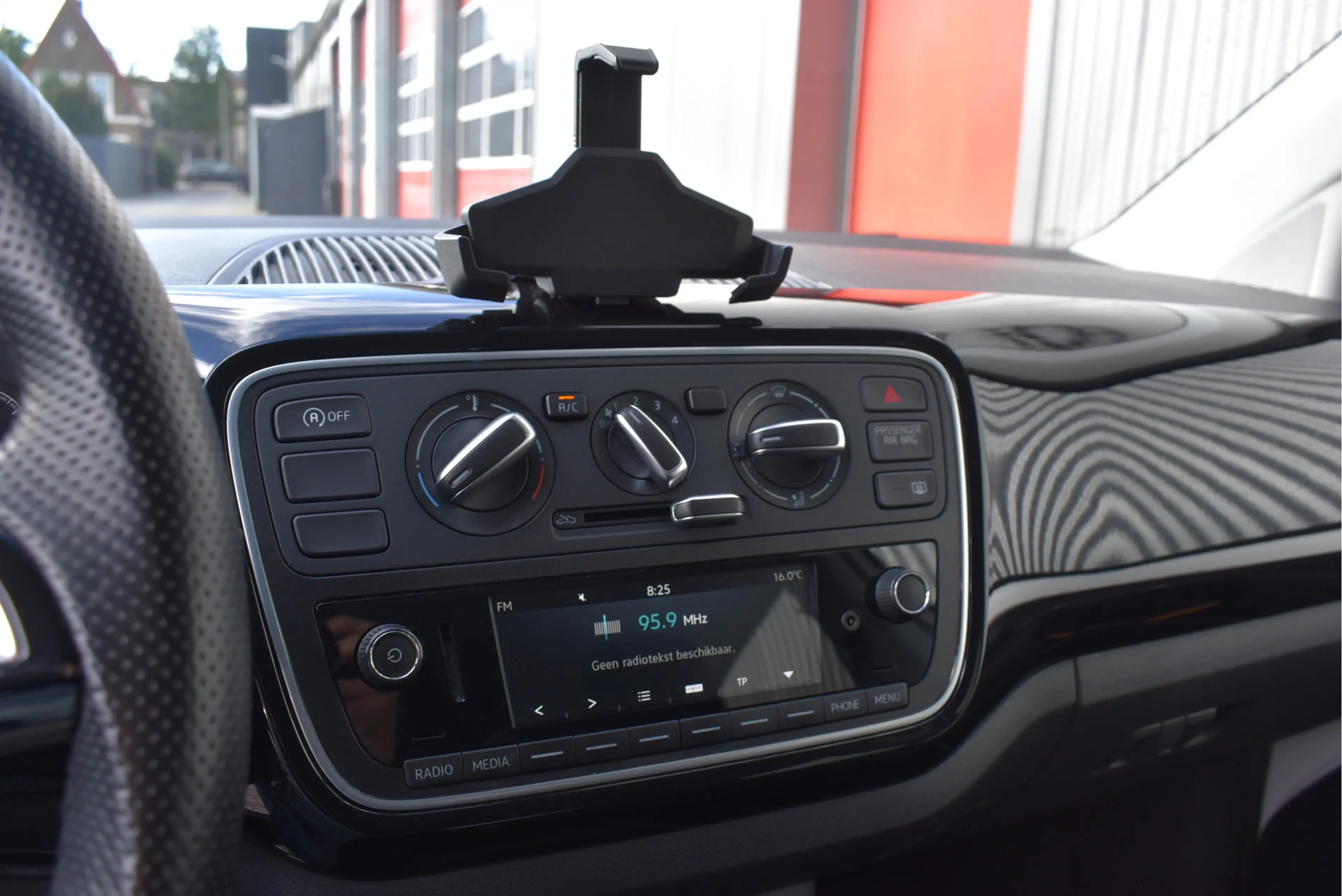 Skoda Citigo 1.0 Greentech Ambition Cruise control, Airco, Park — photo 14