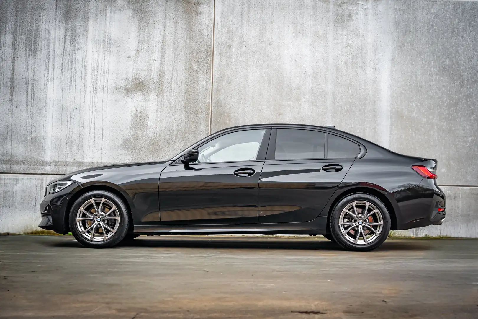 BMW 318 sportlook Noir - 2