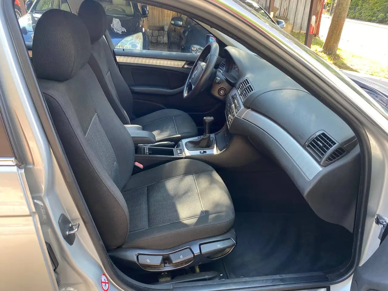 BMW 325xi Touring Allrad, TÜV bis 10/2027, foto 9