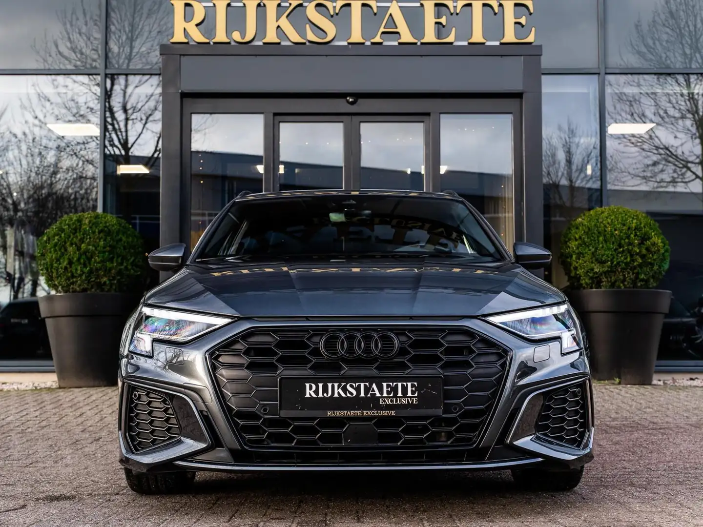 Audi A3 Sportback 45 TFSI e S-Line|CAMERA|B&O|MATRIX|ACC Schwarz - 2