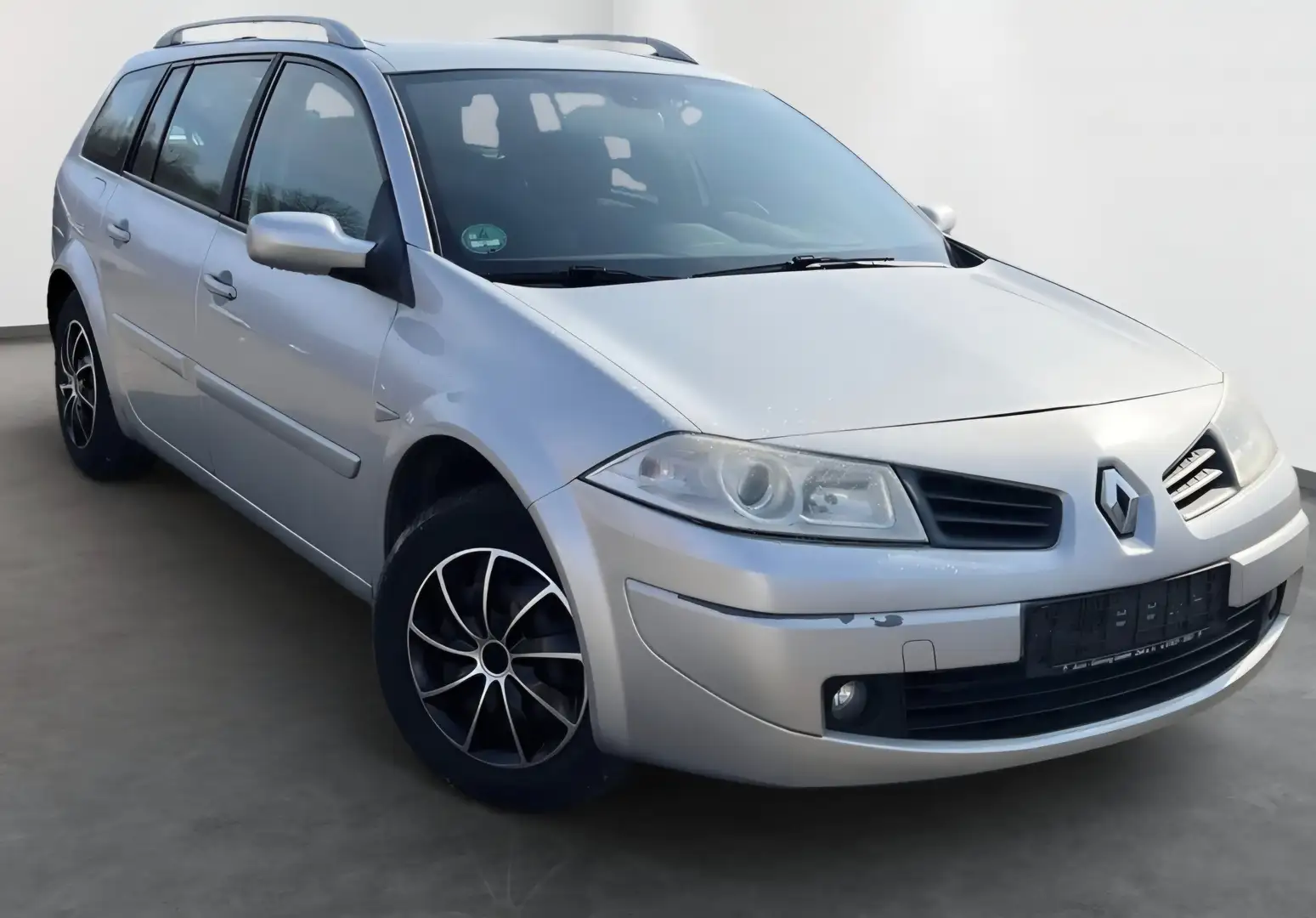 Renault Megane 1.9 dCi FAP Grandtour Exception 6Gang Silber - 2