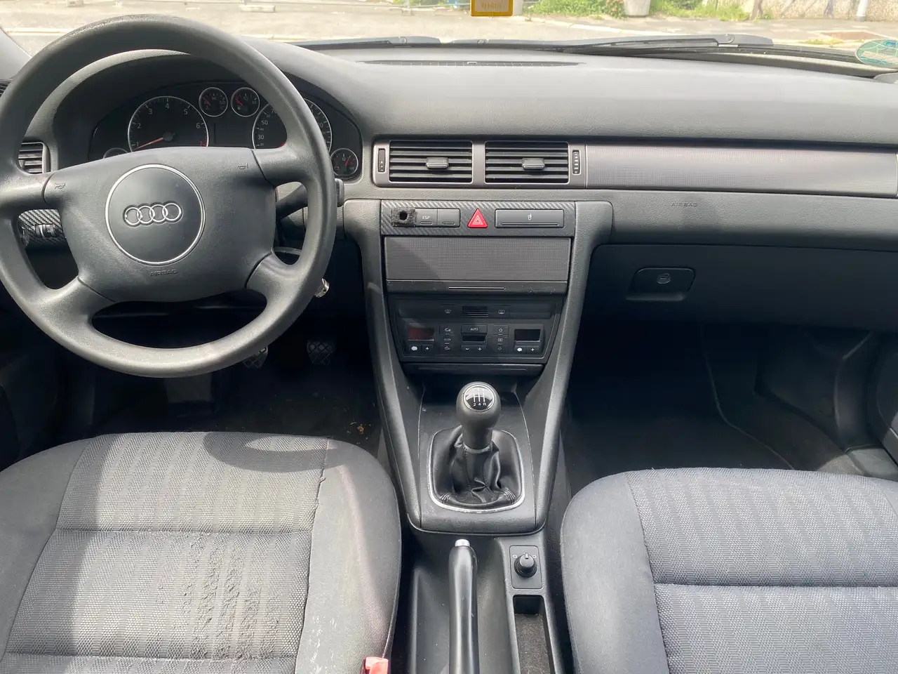 Audi A6 2.4, foto 8