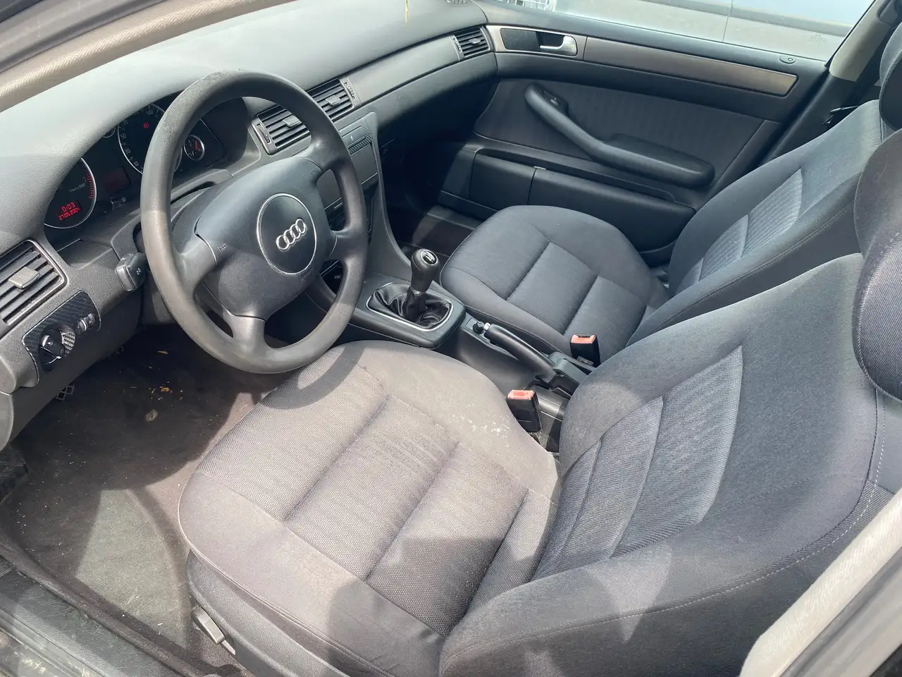 Audi A6 2.4, foto 10