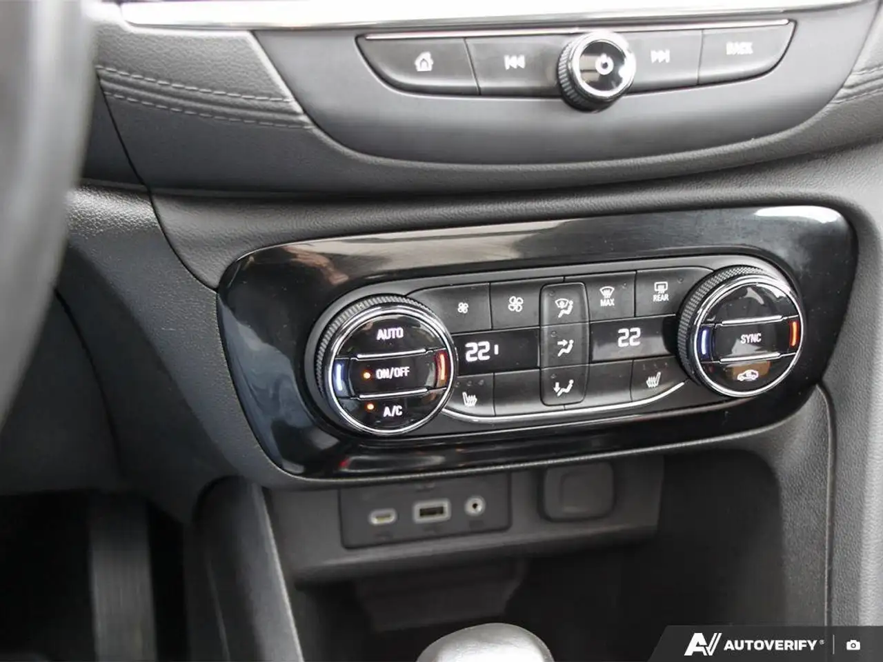 Buick Encore снимка Buick Encore