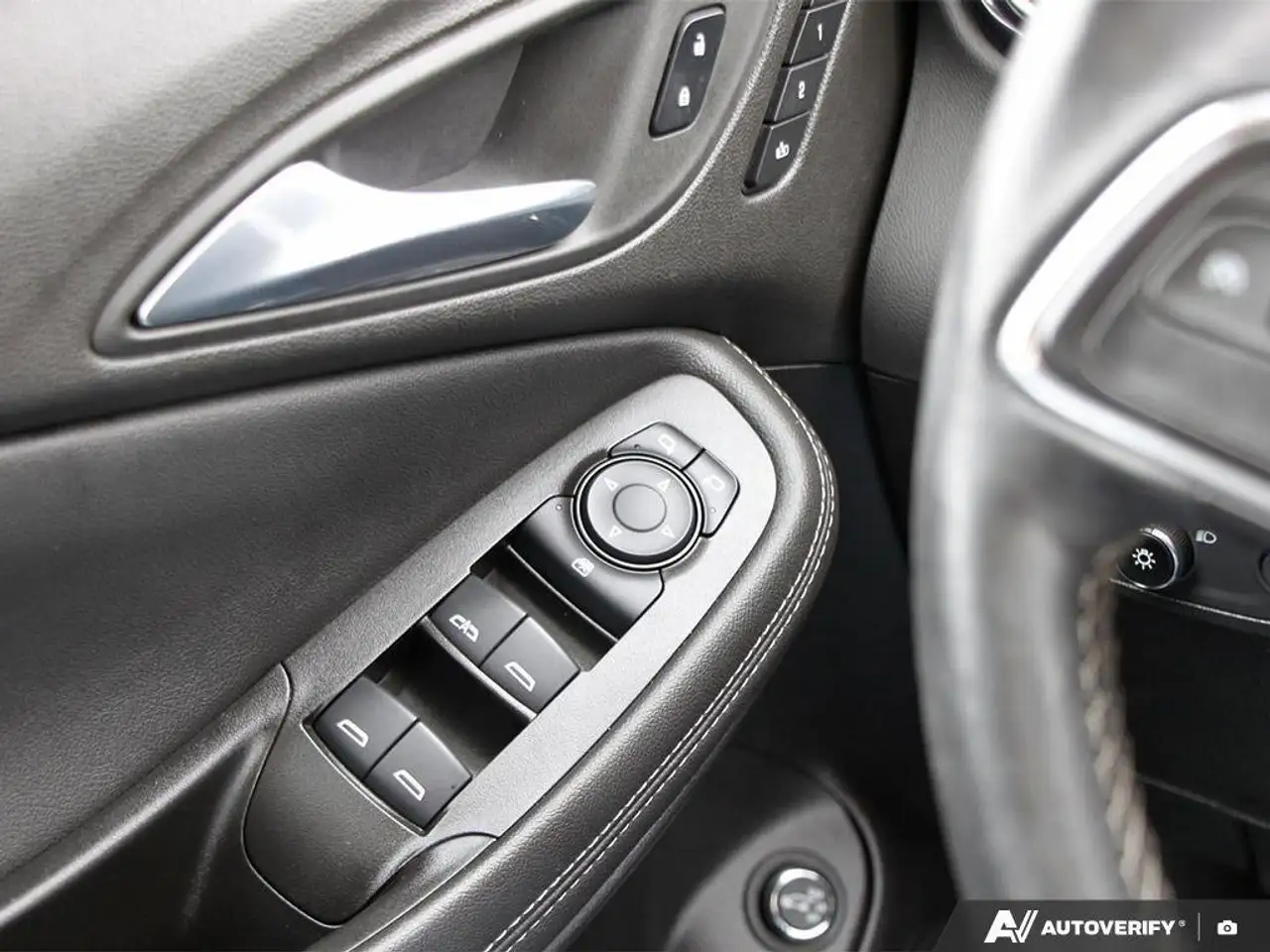 Buick Encore снимка Buick Encore