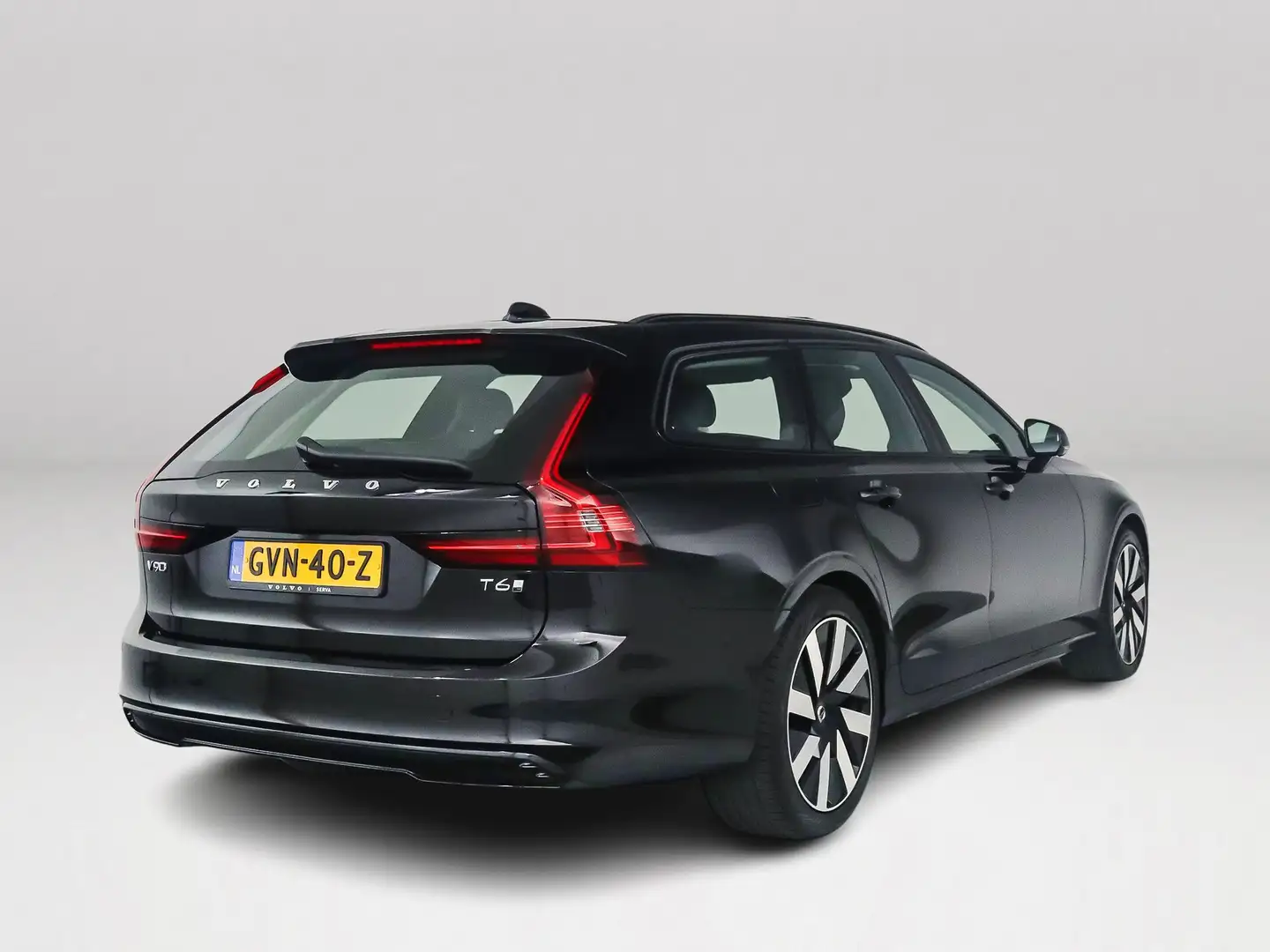 Volvo V90 T6 Plug-in hybrid AWD Ultra Dark | Panoramadak | 3 Zwart - 2