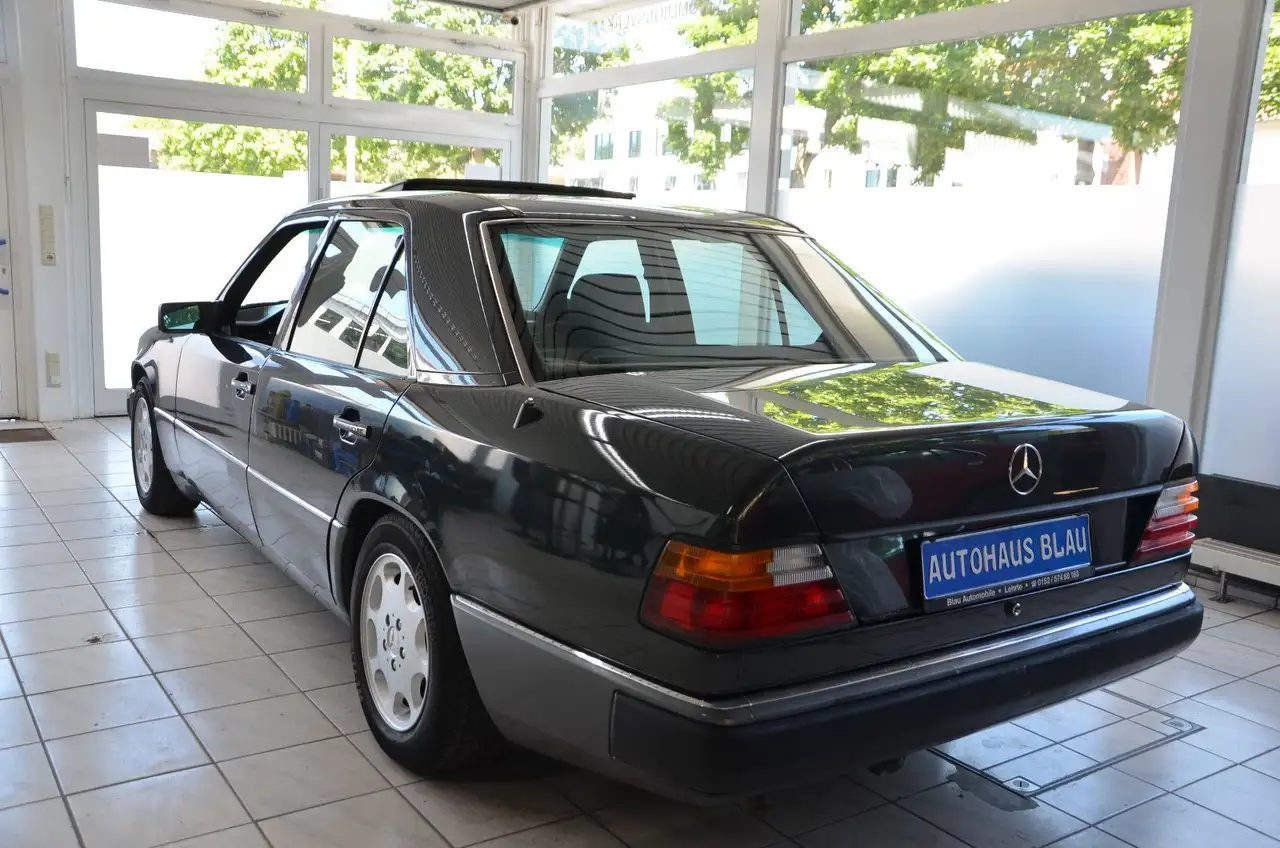 Mercedes-Benz 230 E W124 *AUTOMATIK*KLIMA*H-KENNZEICHEN*, foto 6