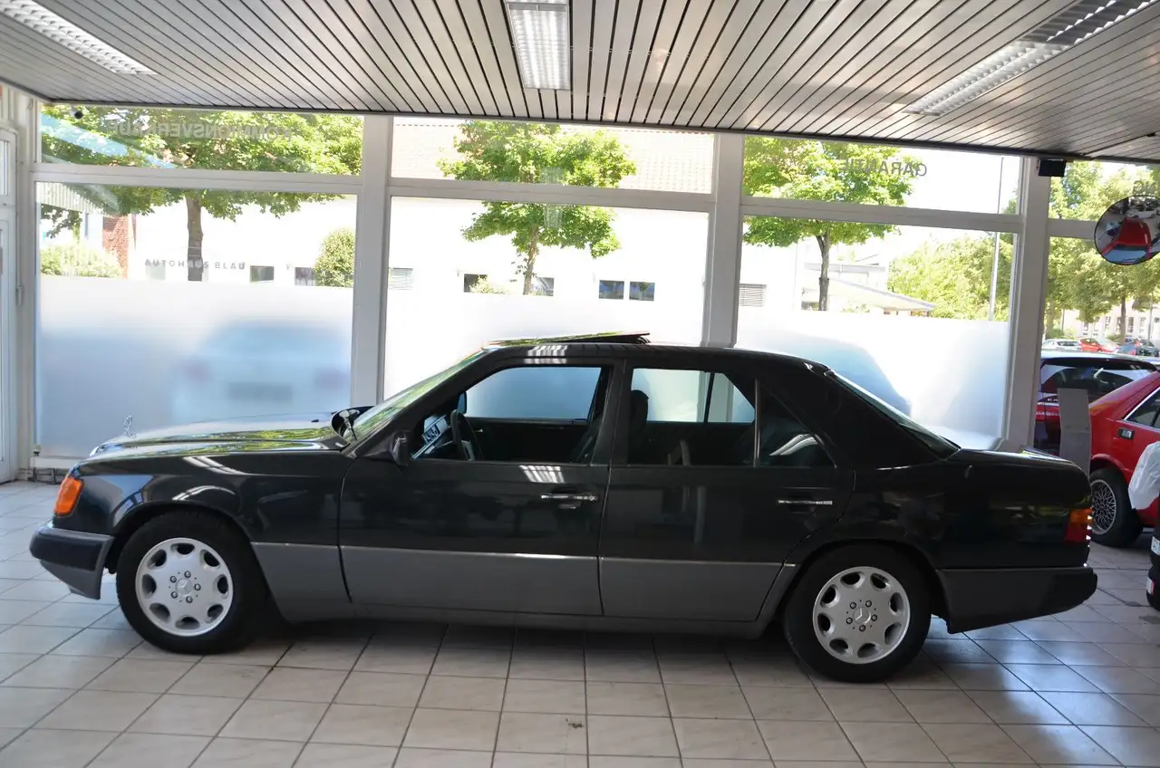 Mercedes-Benz 230 E W124 *AUTOMATIK*KLIMA*H-KENNZEICHEN*, foto 7