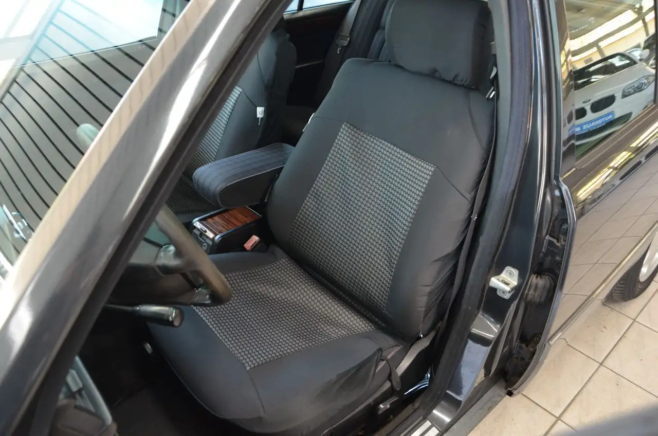 Mercedes-Benz 230 E W124 *AUTOMATIK*KLIMA*H-KENNZEICHEN*, foto 9