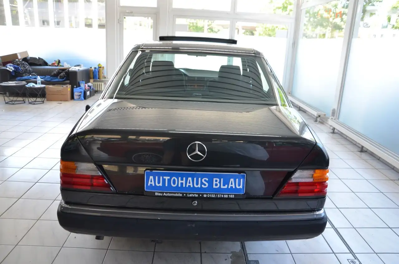Mercedes-Benz 230 E W124 *AUTOMATIK*KLIMA*H-KENNZEICHEN*, foto 5