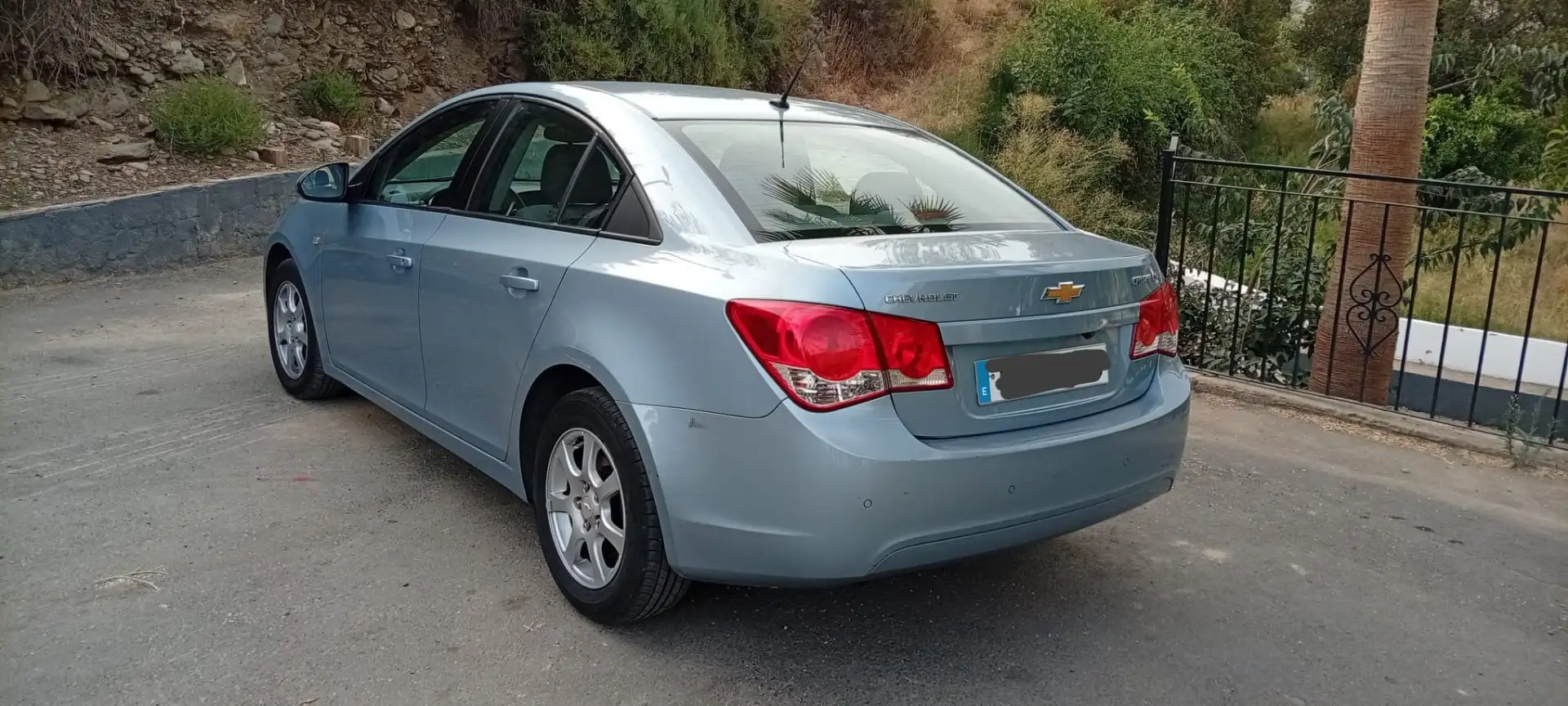 Chevrolet Cruze 2.0VCDi 16v LS+ 150 Azul - 2