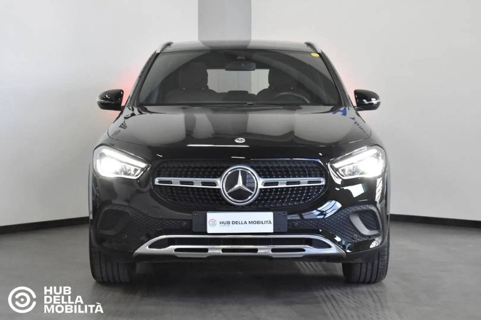 Mercedes-Benz GLA 180 d Automatic Sport Plus Nero - 1