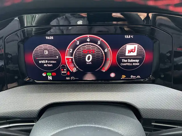 Volkswagen Golf GTI GTI DSG Ansicht 12