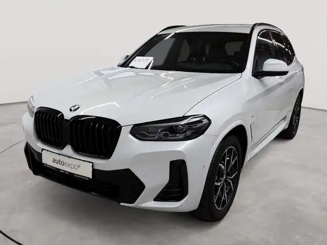 BMW X3 view 2