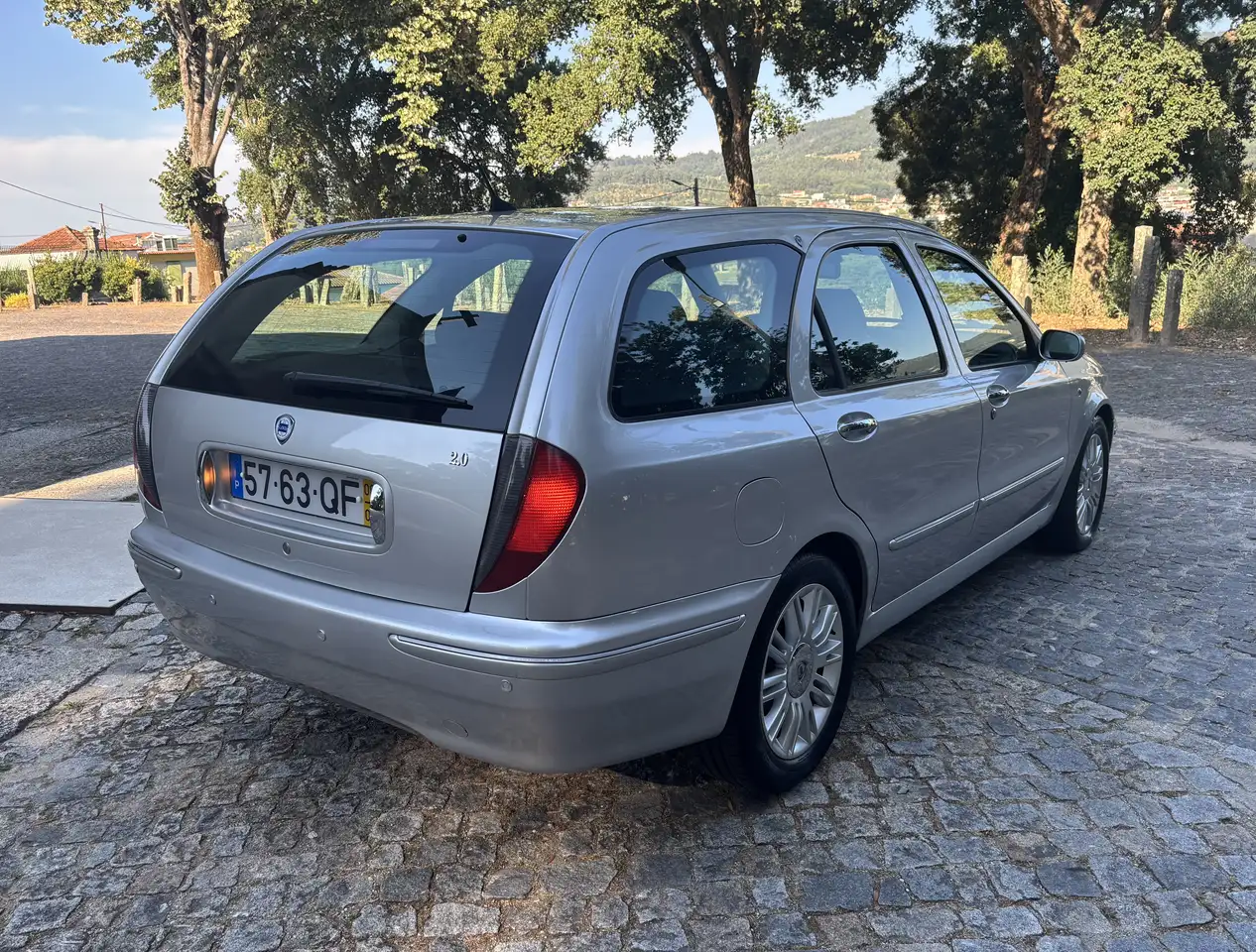 Lancia Lybra Station Wagon 2.0 20V 5 Cyl. LX, foto 3