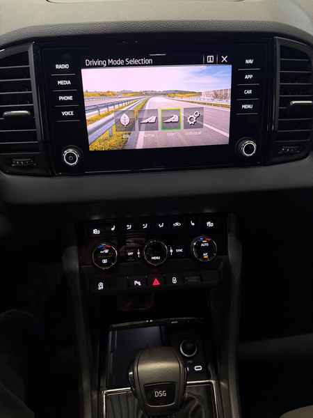 Skoda Karoq 1.5 TSI ACT Sportline Business|Trekhaak|Carplay|Cr — photo 30