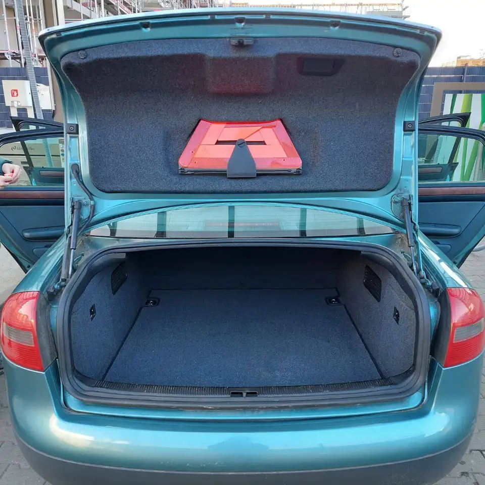 Audi A6 2.4, foto 11