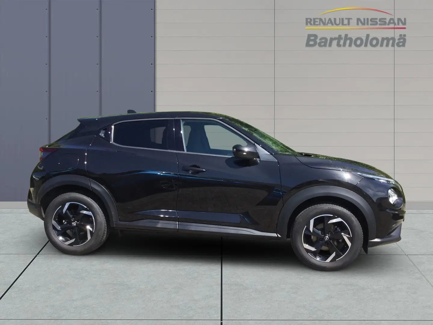 Nissan Juke N-Connecta DIG-T 114PS Automatik Schwarz - 2