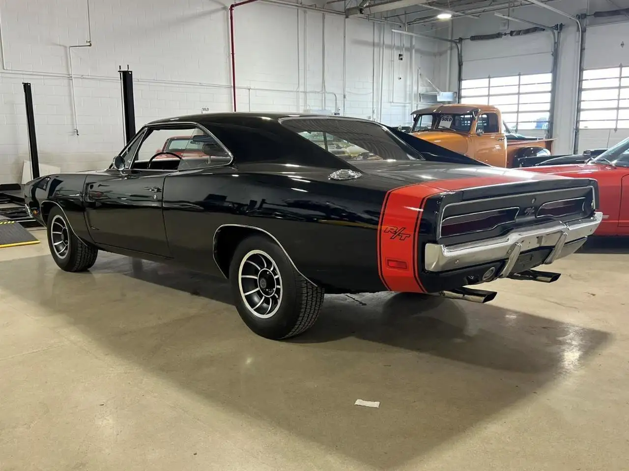 Dodge Charger снимка Dodge Charger