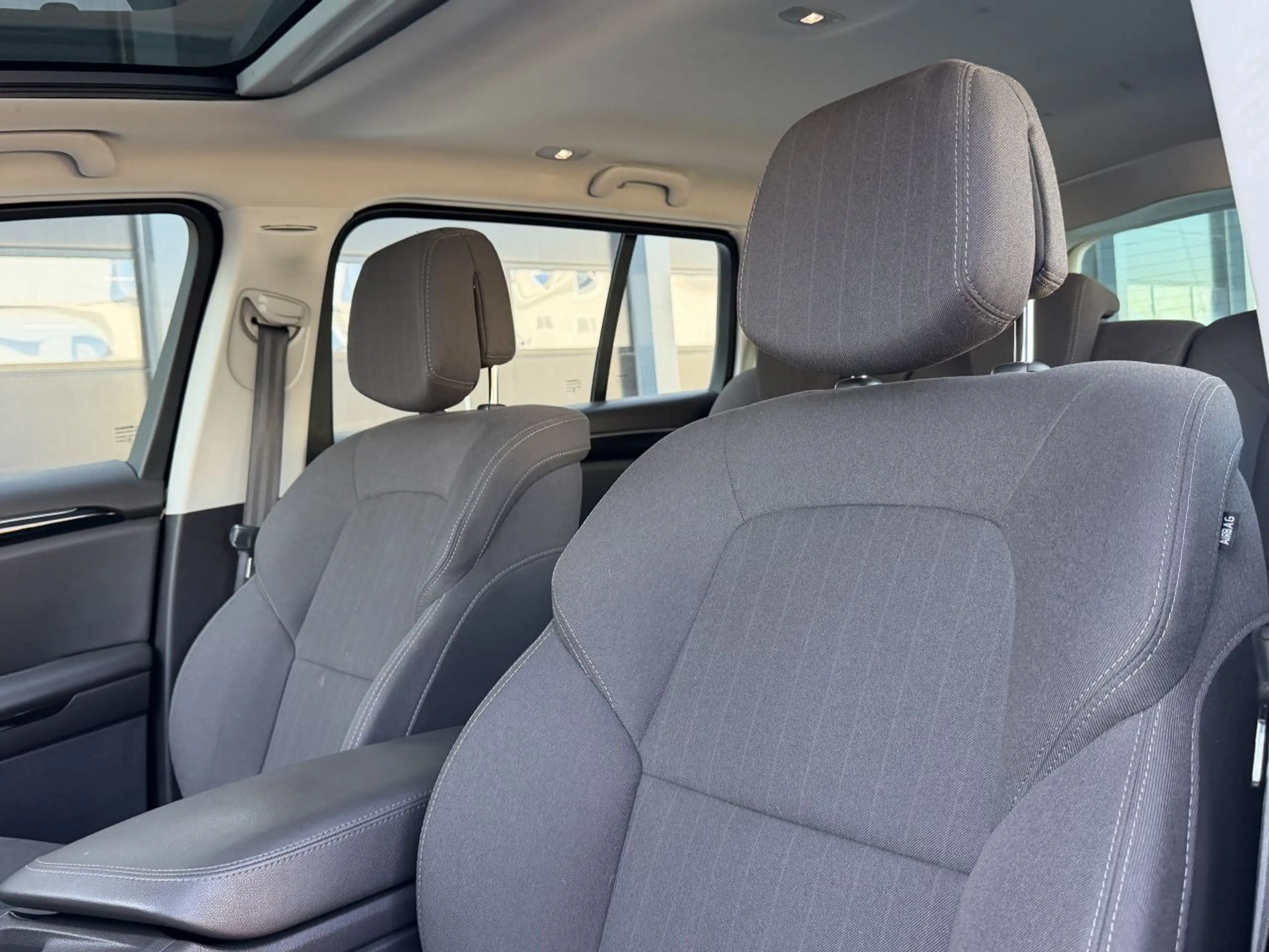 Renault Espace 1.6 DCI Pano Navi Clima Xenon 7-PERS — photo 8
