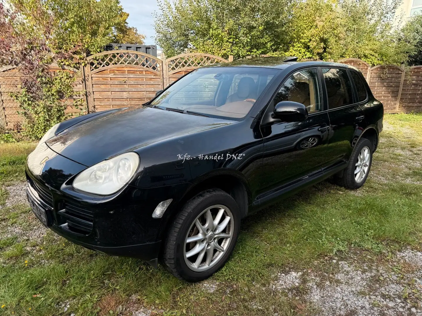 Porsche Cayenne S 4.5 V8 *XENON*LEDER*SHD*AHK*SHZG*AUTOM Noir - 1