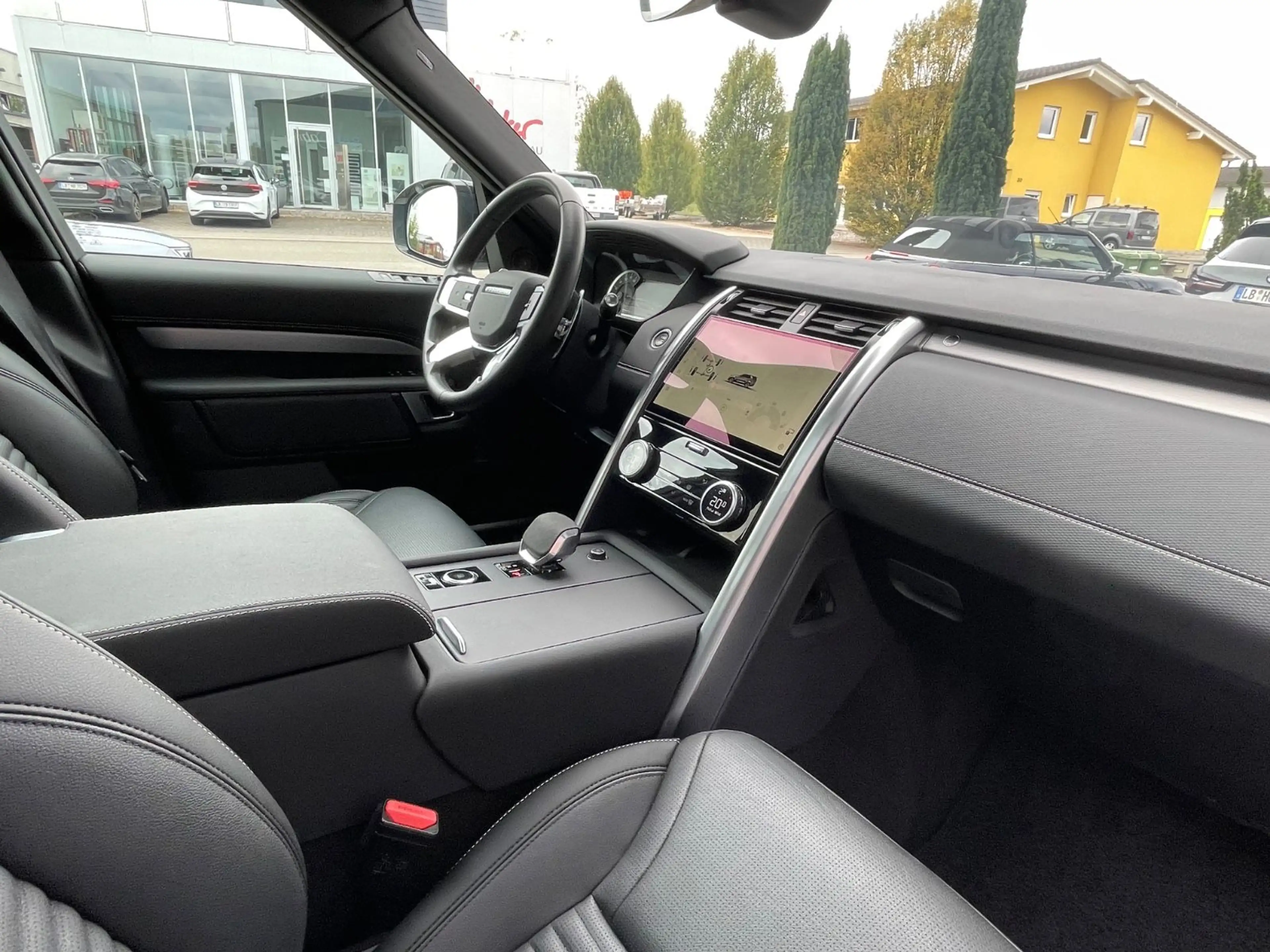 Land Rover Discovery 5 R-Dynamic SE D300 AWD/Pano/AHK/STDHZ — photo 25
