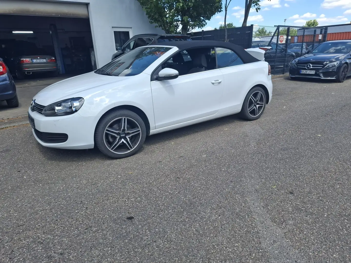 Volkswagen Golf Cabriolet Basis Blanc - 2