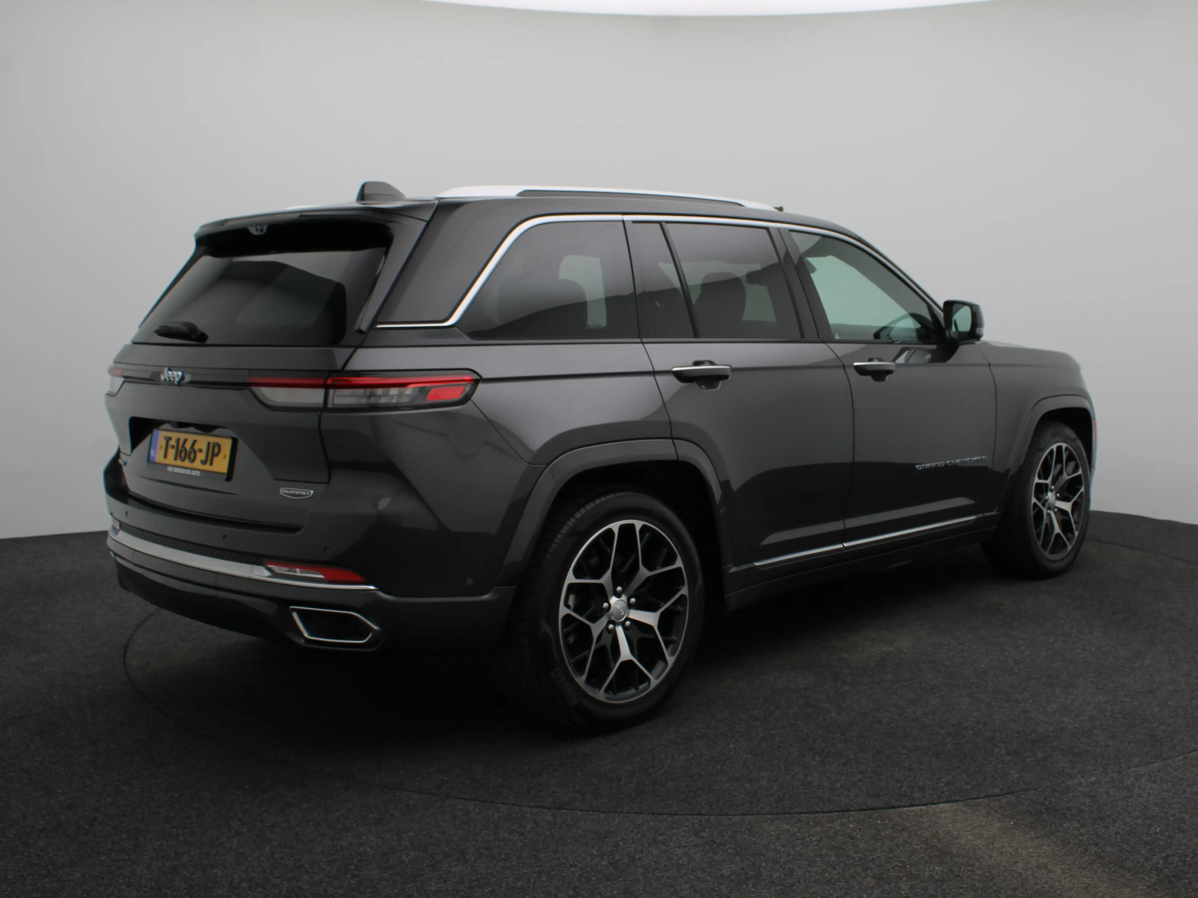 Jeep Grand Cherokee 2.0 Summit Reserve 4xe | SOH 92% | Luchtvering | M — photo 2