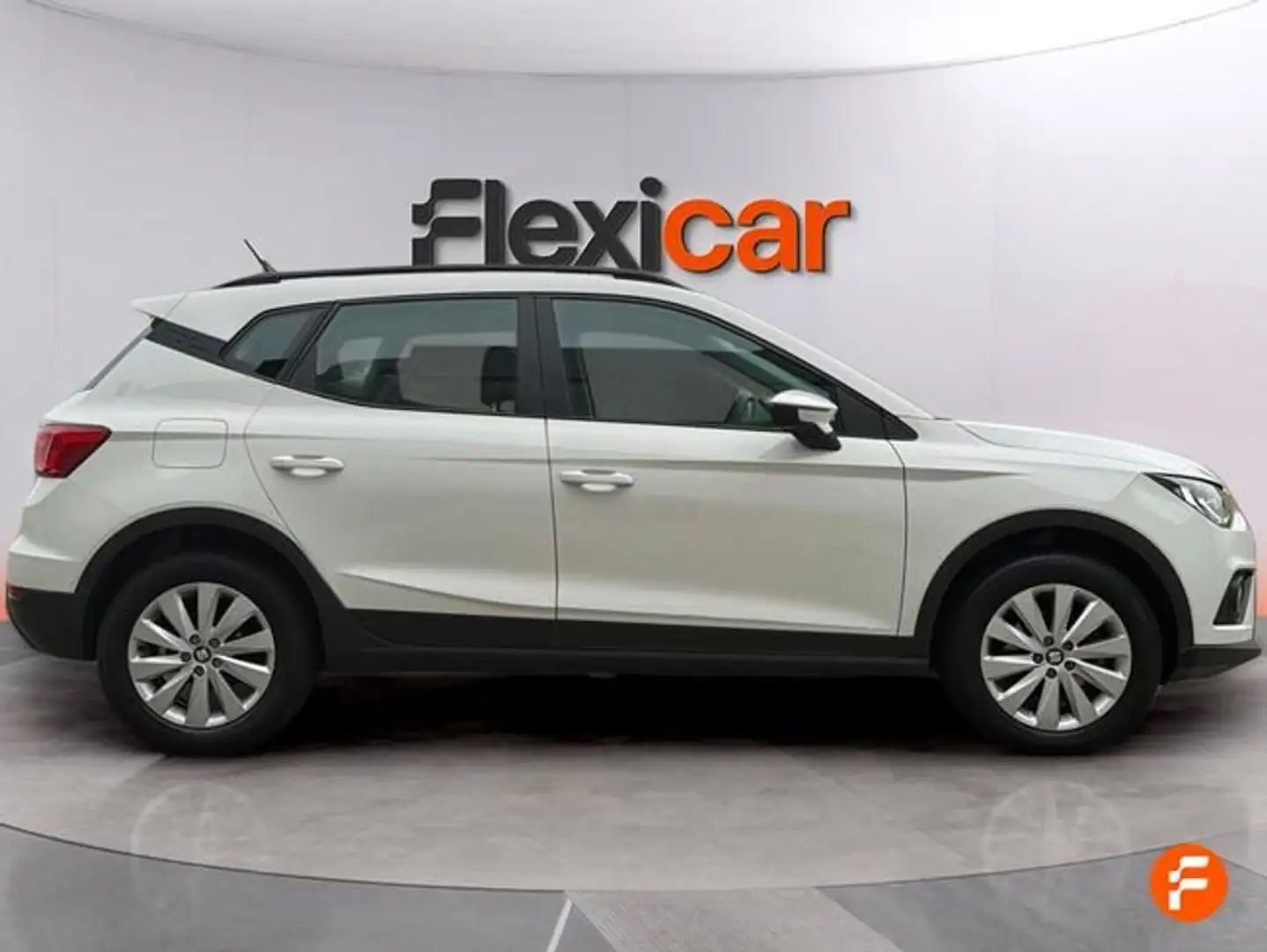SEAT Arona 1.0 TSI Ecomotive S&S Style 110 Blanco - 2