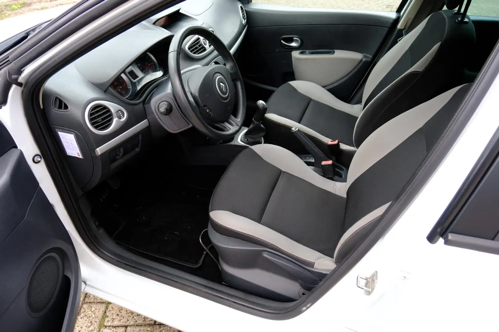 Renault Clio 1.2 Authentique Airco|1e Eigenaar! Blanc - 2