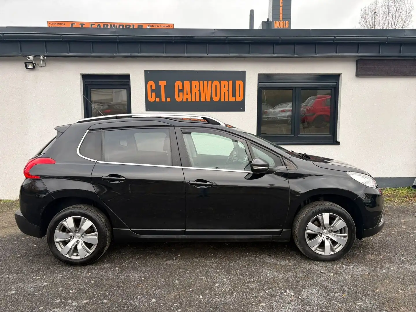 Peugeot 2008 ALLURE SITZHEIZUNG / KLIMA / GARANTIE Schwarz - 2