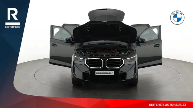 BMW XM view 8