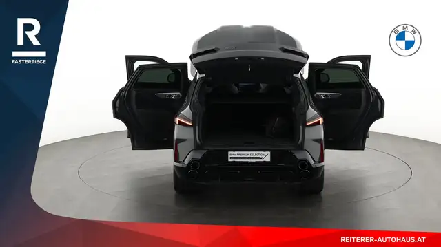 BMW XM view 11
