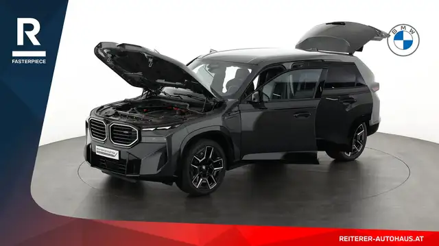 BMW XM view 9