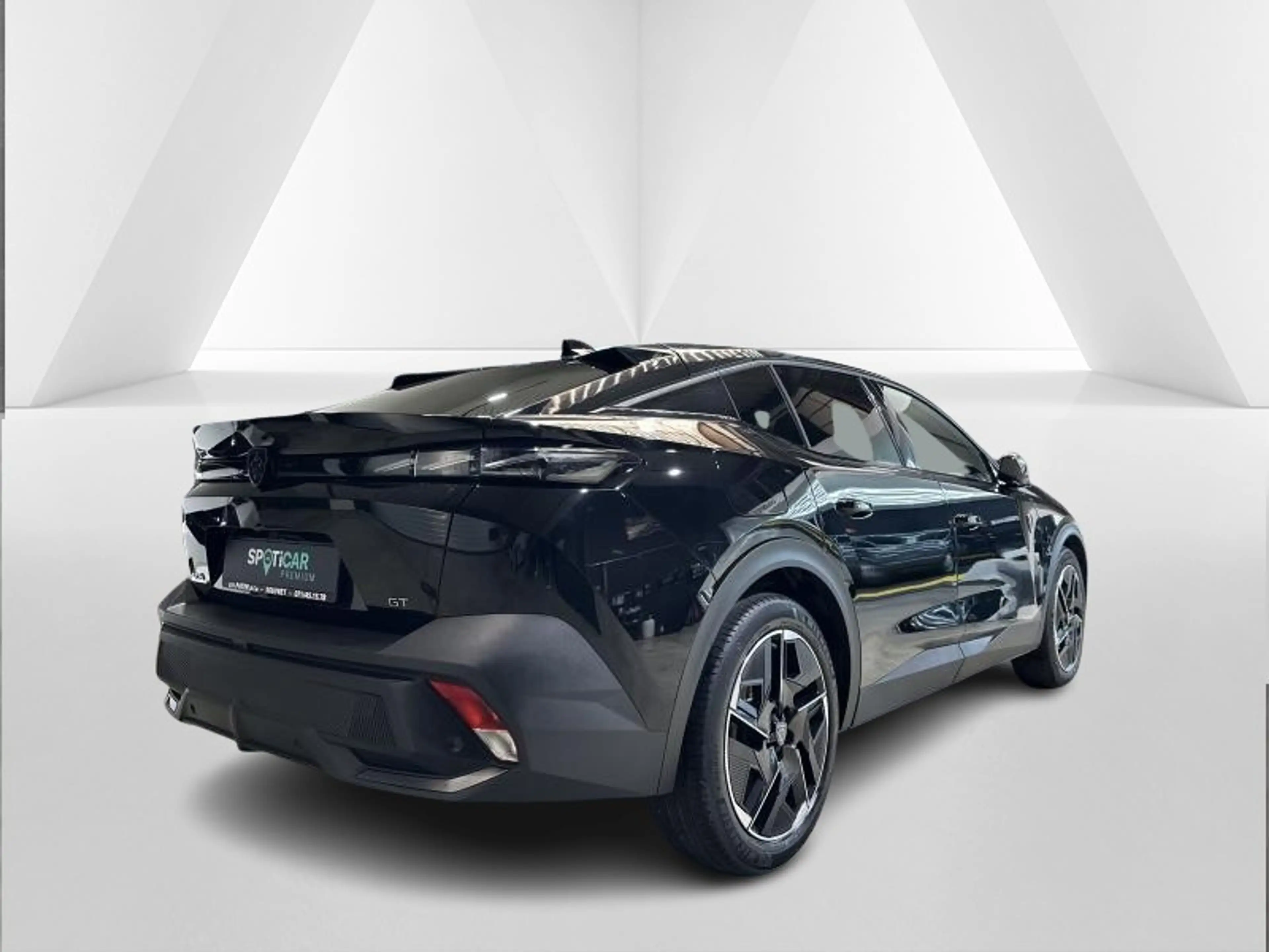 Peugeot 408 GT 12 Hybrid 145cv toit ouvrant — photo 3